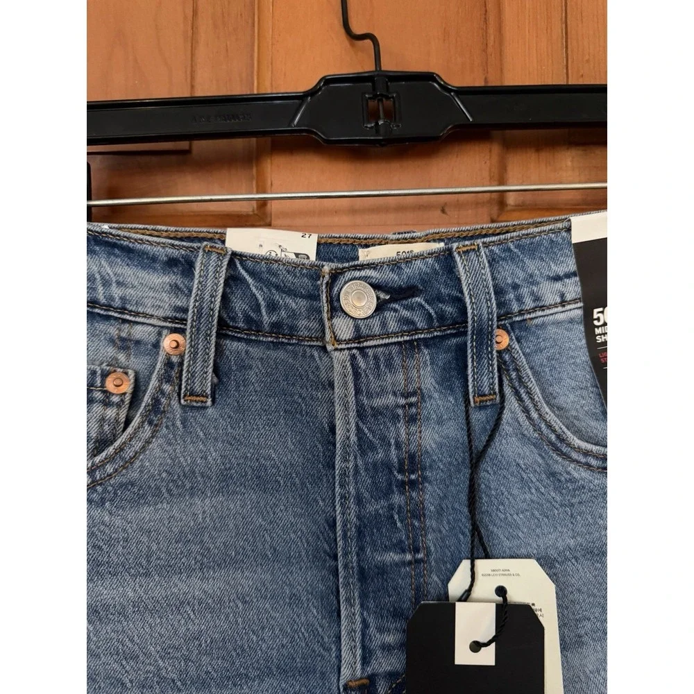 Women's Levi's 501 Mid-Thigh Denim Shorts High-Rise Size 27 NWT